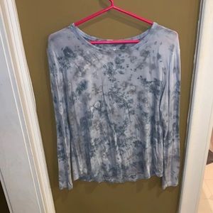 Women’s long sleeve shirt